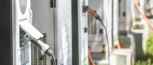 電動(dòng)汽車會(huì)取代燃油車嗎,燃油車還能開多少年